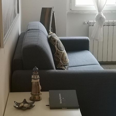 Monica'S Apartment Marina Di Carrara Δωμάτιο φωτογραφία