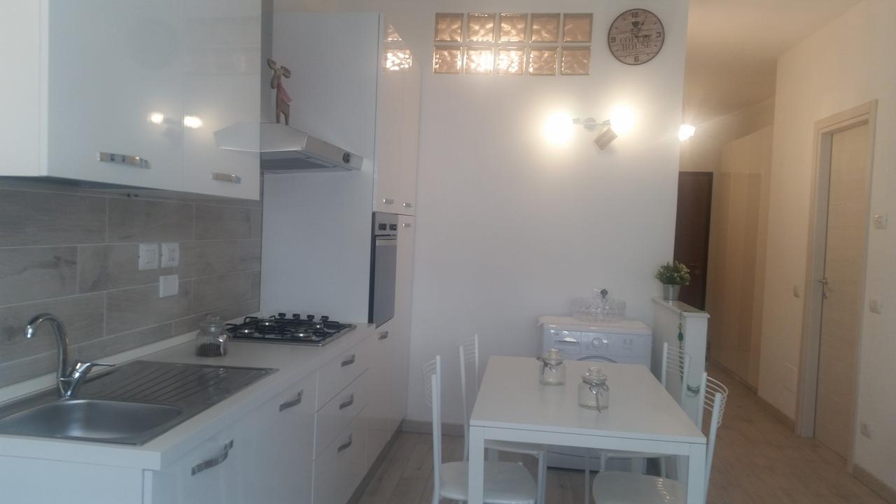 Monica'S Apartment Marina Di Carrara Εξωτερικό φωτογραφία
