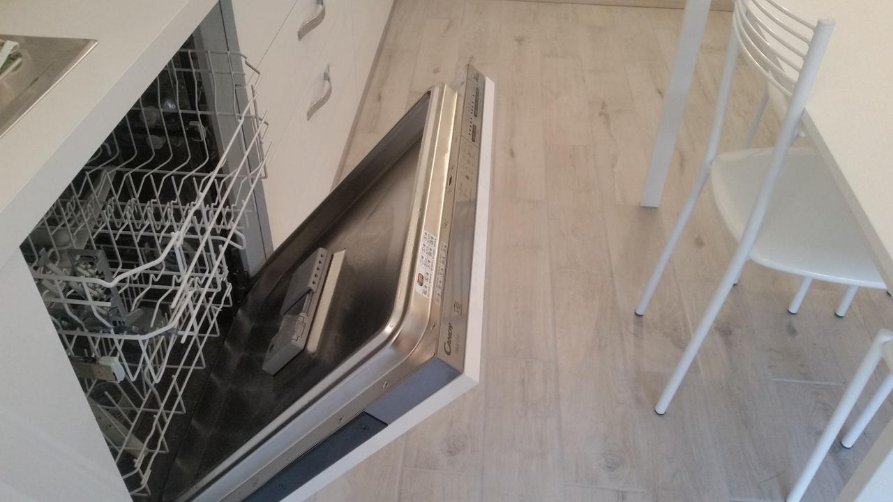 Monica'S Apartment Marina Di Carrara Εξωτερικό φωτογραφία