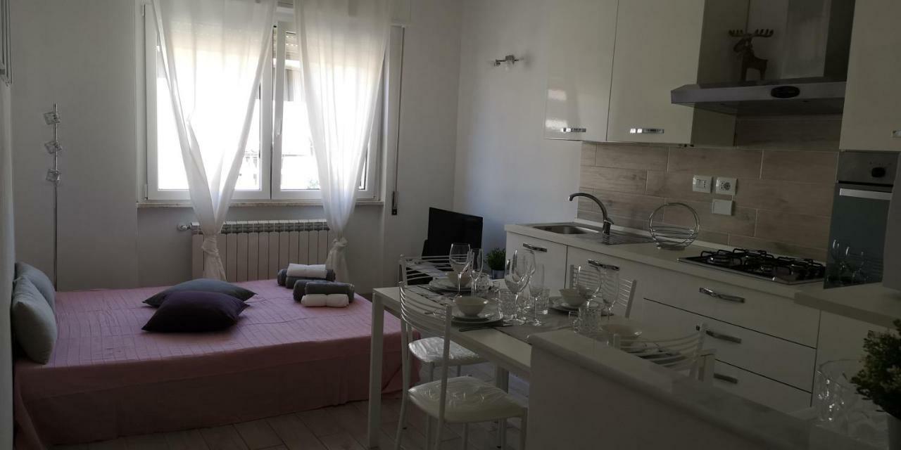 Monica'S Apartment Marina Di Carrara Εξωτερικό φωτογραφία